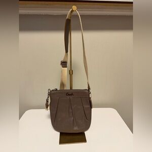 Coach Swing Back Taupe Brown Leather Crossbody Bag 42585
